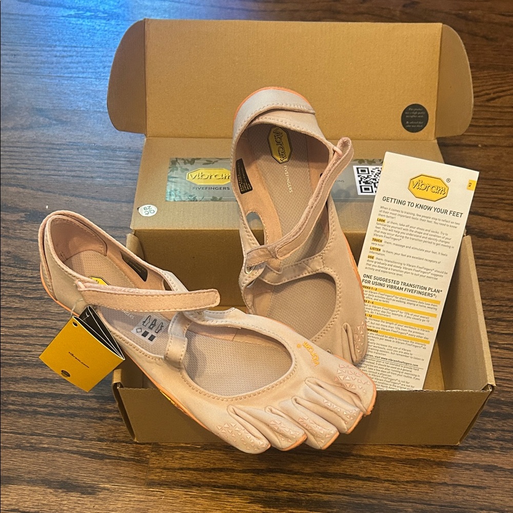 Vibram Women's Light Pink FiveFingers Athletic Shoes